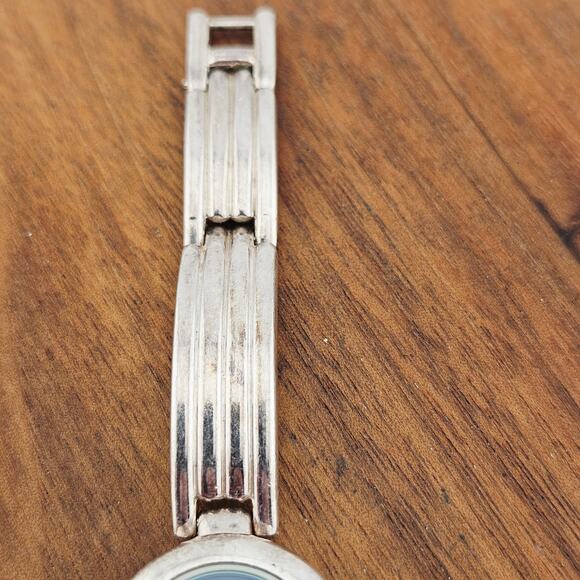 Fossil Sterling Silver Women's Round Dial Watch Sophisticated Minimalist SV-5014 - Picture 8 of 8